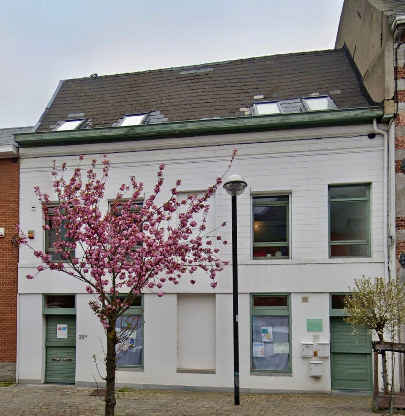 Façade du cabinet de Maître Fanny Binard, rue André Masquelier à Mons
